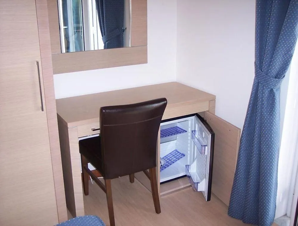 Hotel Grotte 4*, Mongiove
